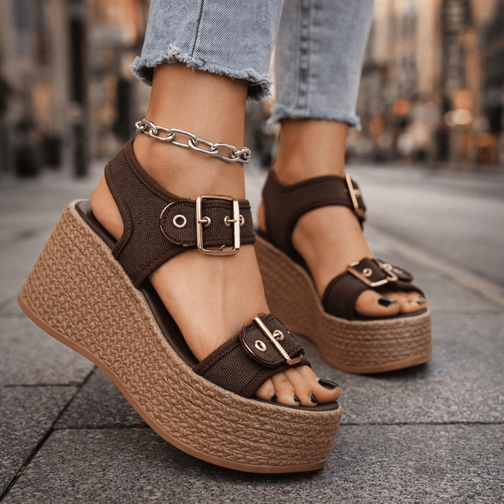 Sandales à Talon Wedge avec Boucle