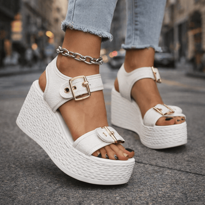 Sandales à Talon Wedge avec Boucle