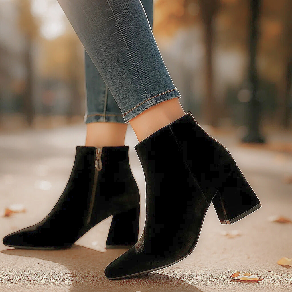BOTTES EN VELOURS VALENTINA