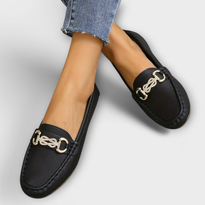 Aura | Classic Moccasin