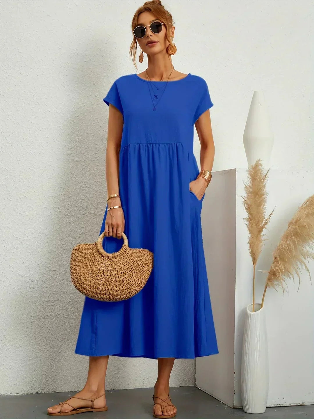 Gabrielle | Robe midi fluide d'une élégance intemporelle