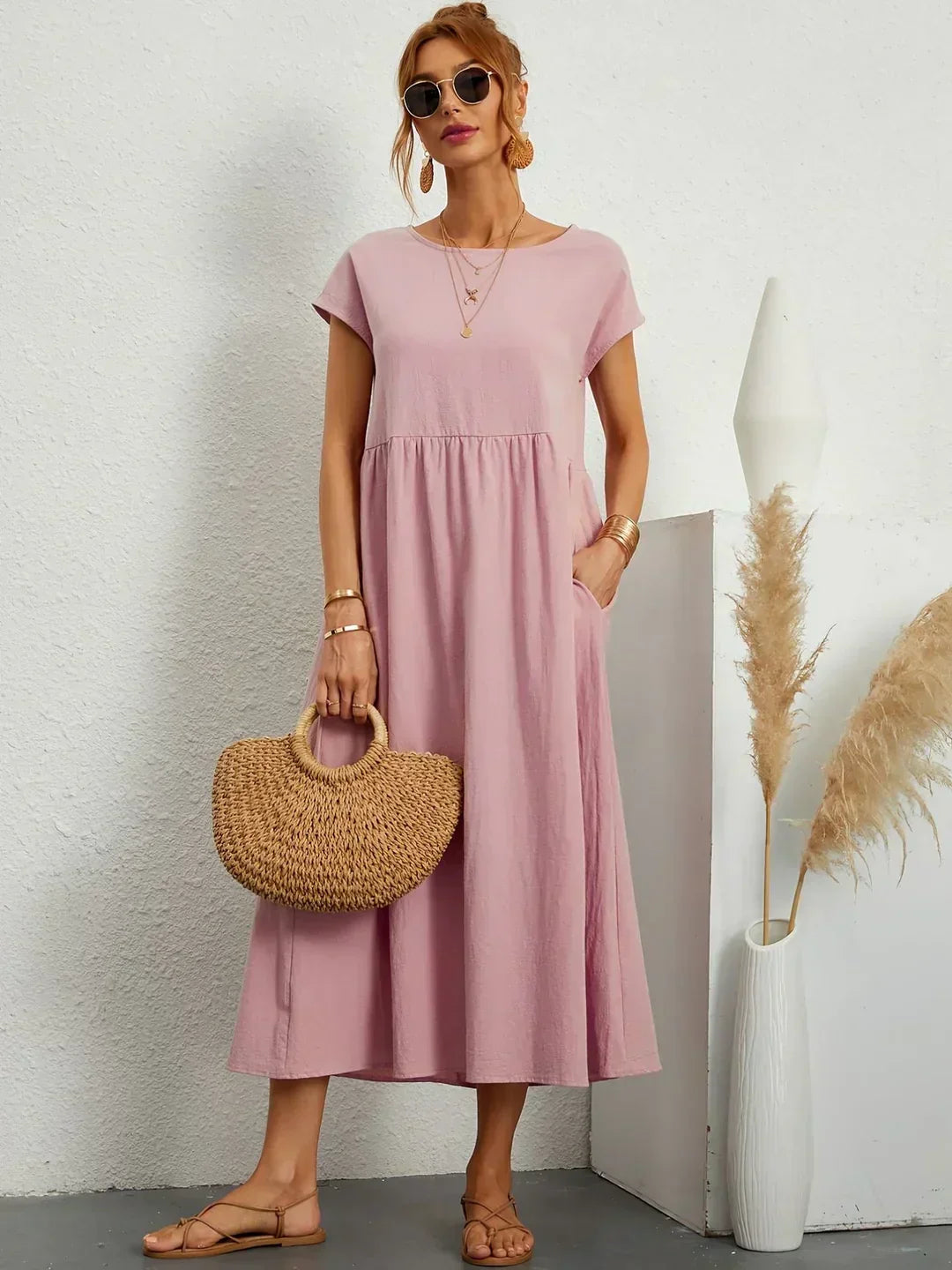 Gabrielle | Robe midi fluide d'une élégance intemporelle