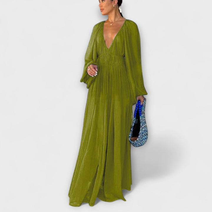 Robe plissée élégante avec manches longues