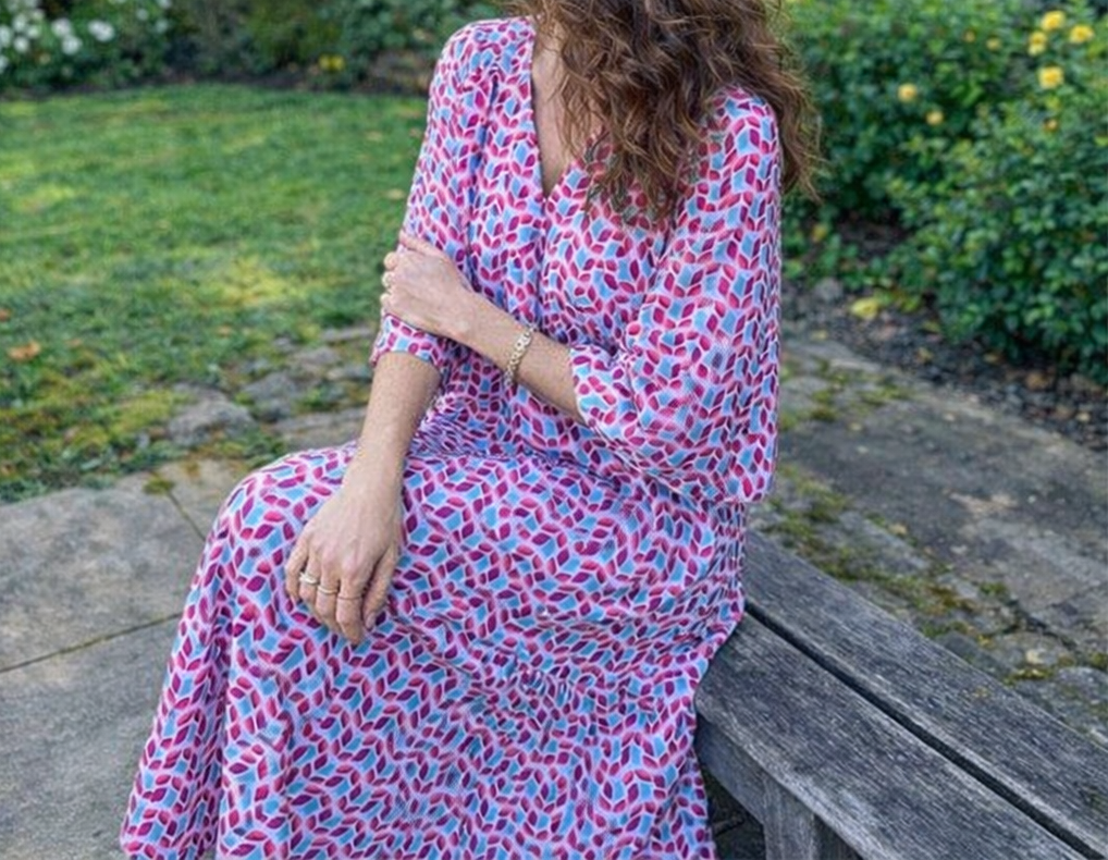 Solène | Robe Midi Fluide à Col V
