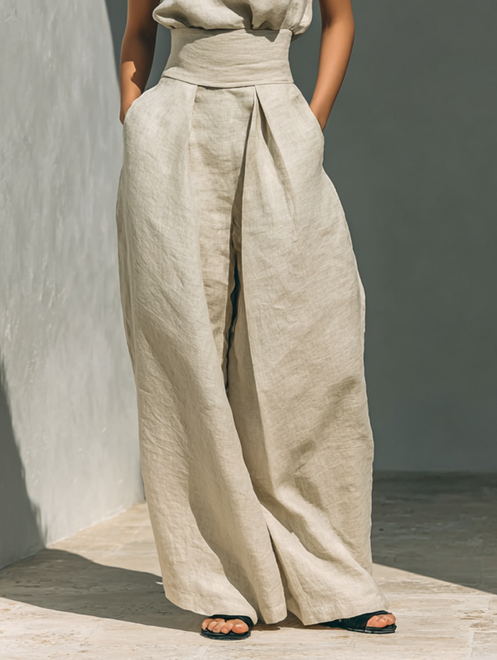 Aurora | Ensemble composé d'un haut beige sans manches et d'un pantalon à jambes larges