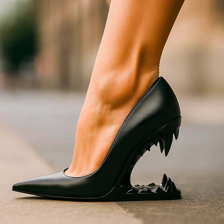 TALONS TALIA WOLF FANG