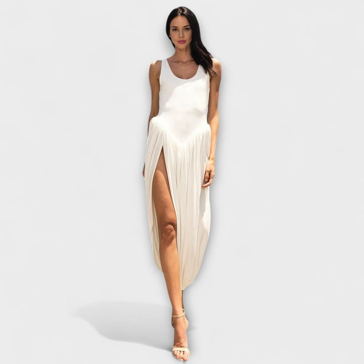 Maxi robe avec jupe drapée et fente latérale