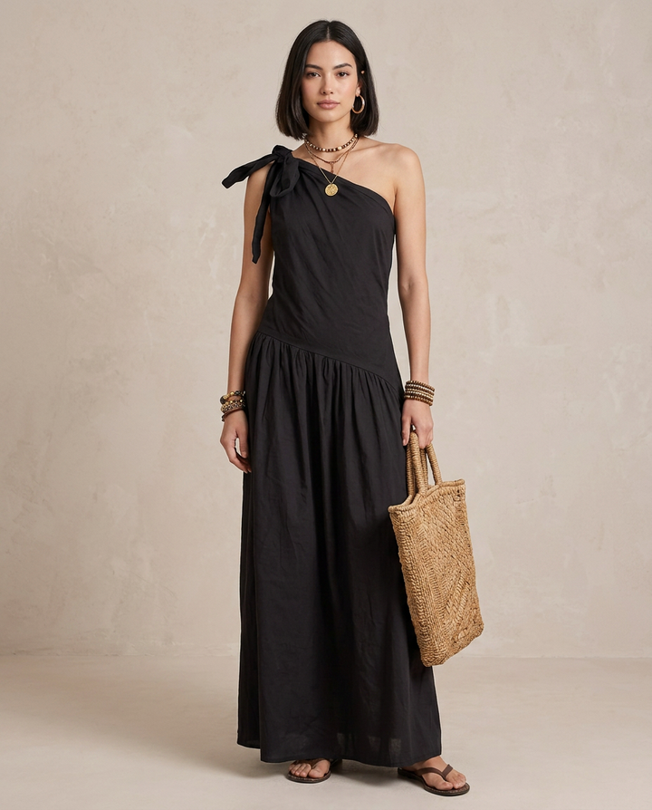 SELENA | Robe Maxi Monépaule Noire